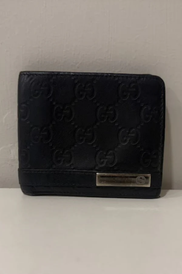 Gucci Guccissima Leather Metal Bar Bifold Wallet - Image 4