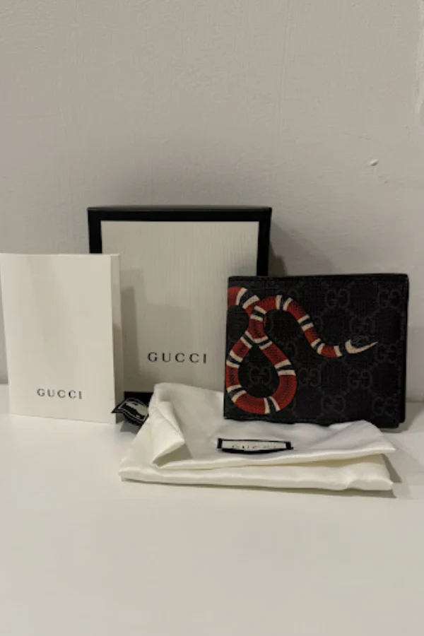 Gucci Kingsnake print bi-fold wallet - Image 3