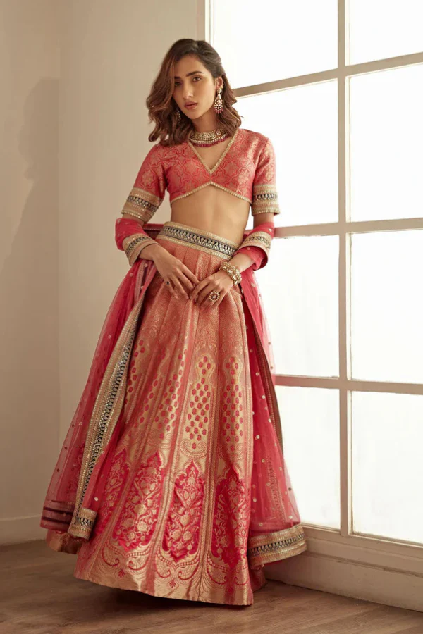 Gulal Banarasi lehenga set