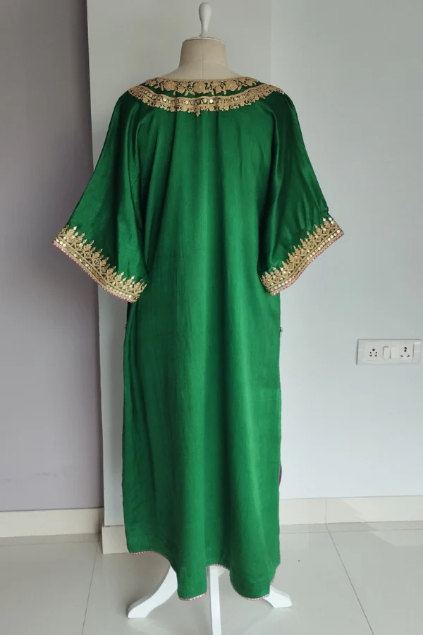Heena Kochhar Shabri Green Mashroo Kurta Set - Image 4