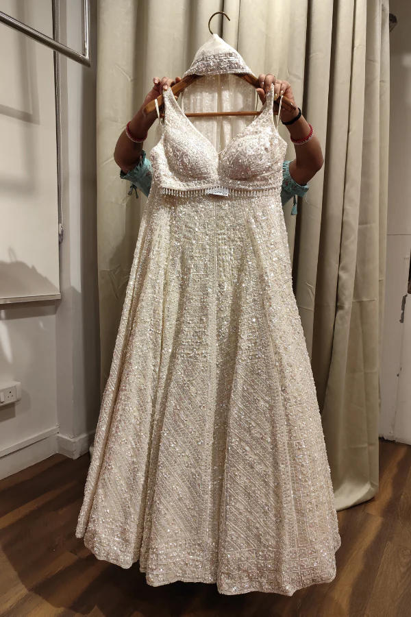 Ivory embellished lehenga set - Image 2