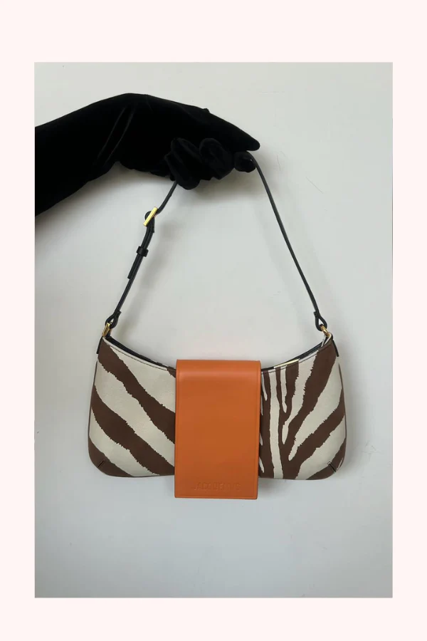 Jacquemus Le Bisou zebra-print leather shoulder bag - Image 3