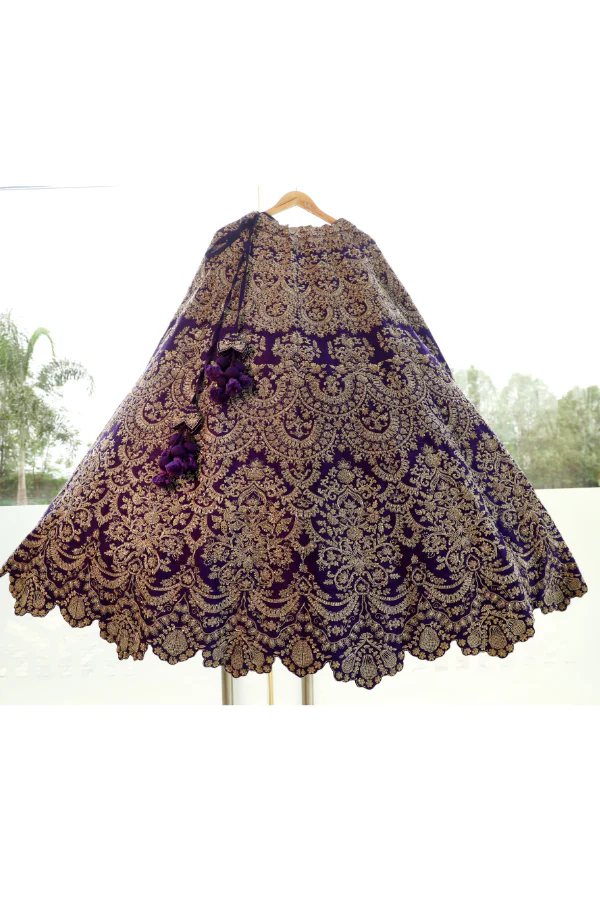 Jayanti Reddy blue embroidered lehenga set - Image 4