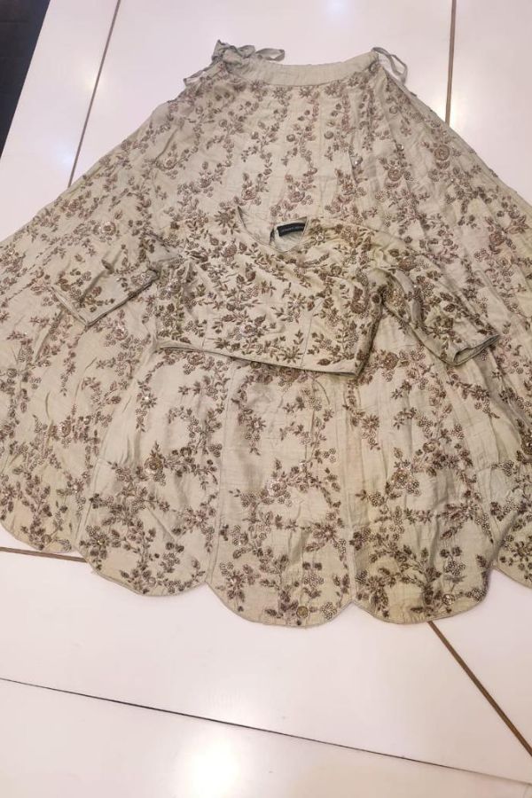 JAYANTI REDDY LEHENGA SET - Image 2