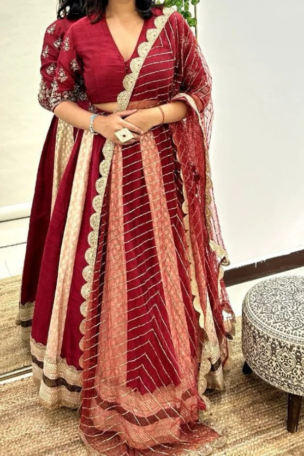 Jayanti reddy Red and Gold Lehenga set