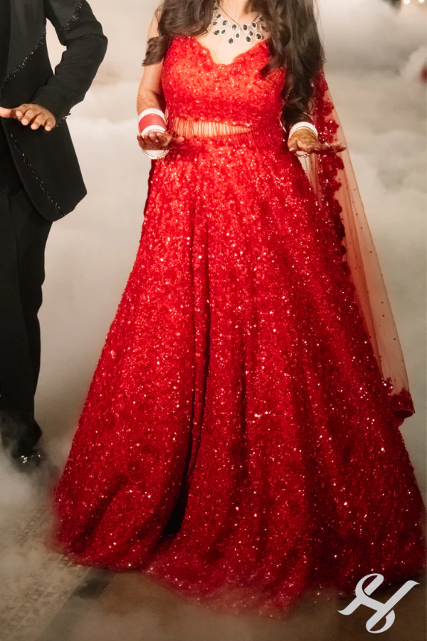 Kaynaat by Aanchal Sawhney red lehenga - Image 2
