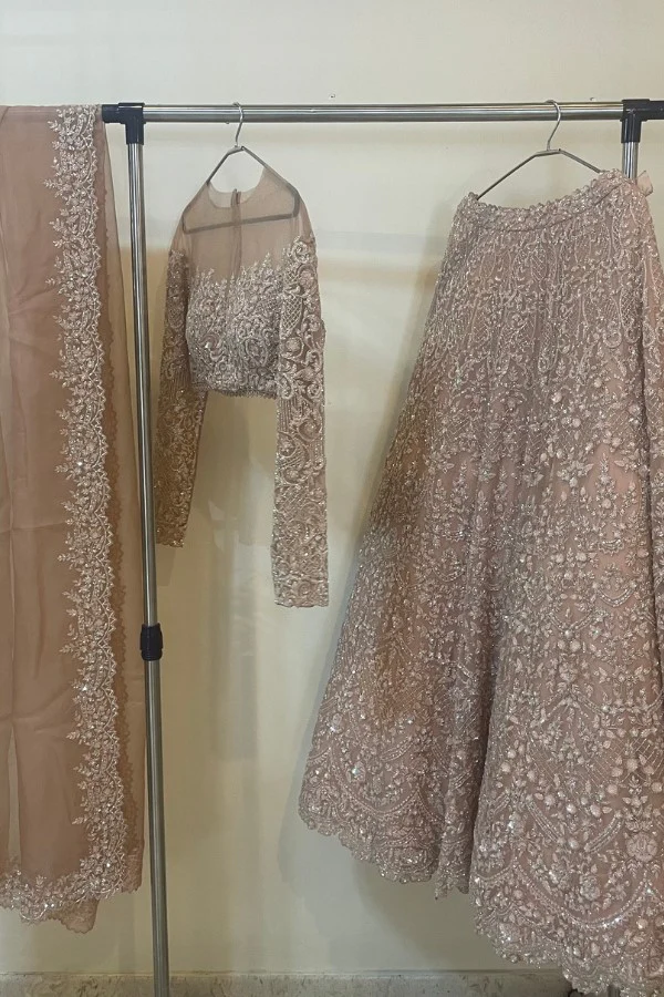 KRESHA BAJAJ LEHENGA SET - Image 2