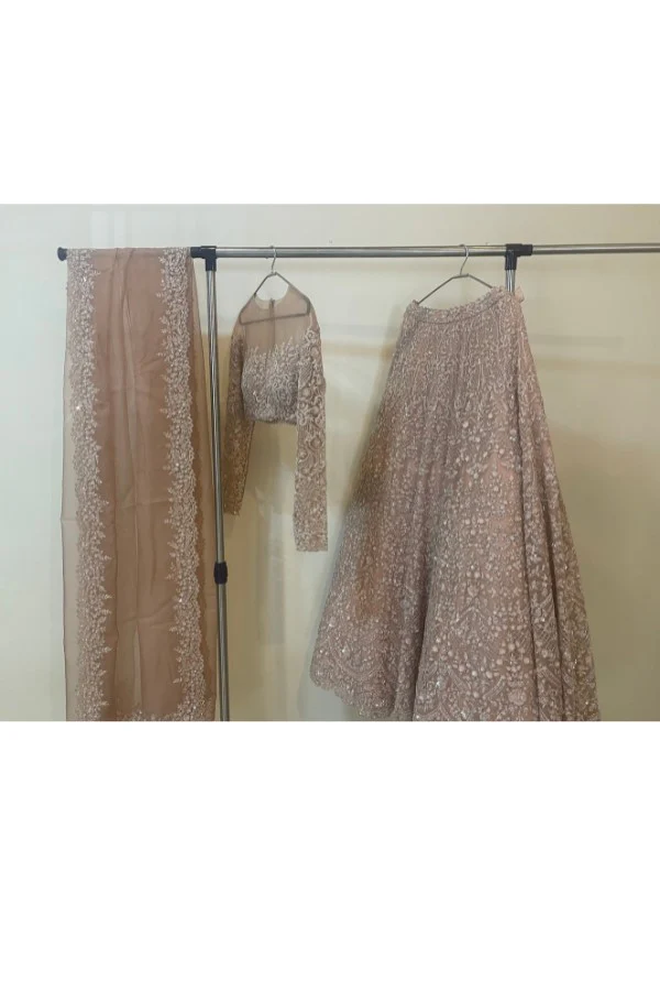 KRESHA BAJAJ LEHENGA SET - Image 8