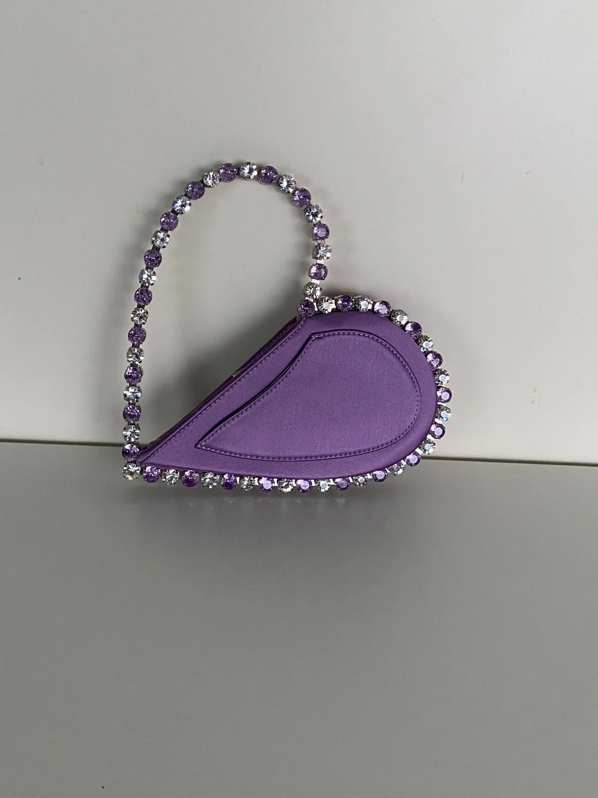 L'alingi Lilac Love Clutch - Image 4