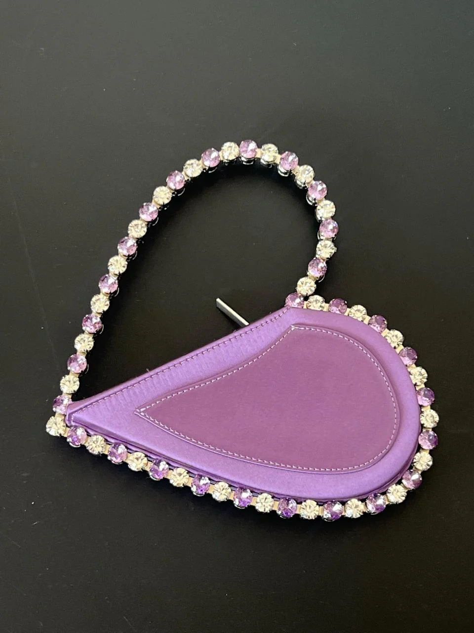 L'alingi Lilac Love Clutch - Image 7