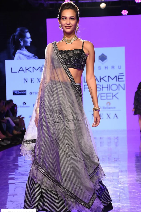 lehenga cape set