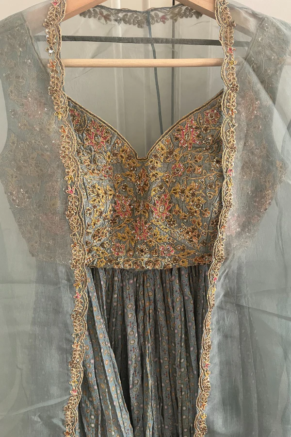Lehenga & cape set - Image 7
