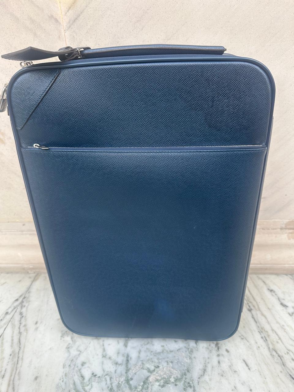 Louis Vuitton Ardoise Taiga Leather Pegase 45 Business Luggage - Image 3