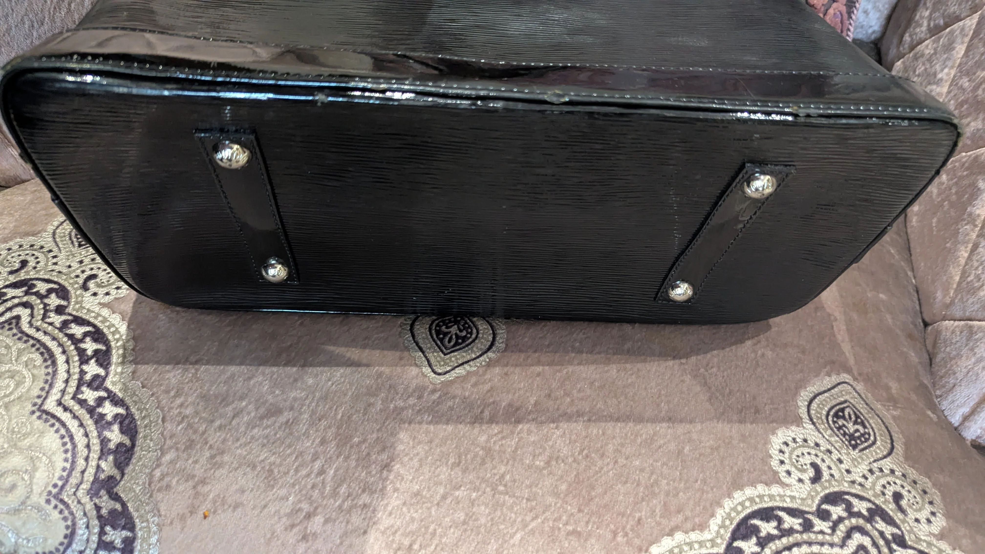 Louis Vuitton Black Electric Epi Leather Alma Bag - Image 5