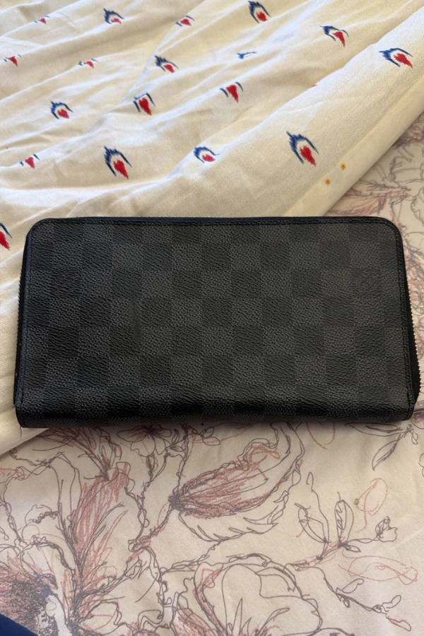 Louis Vuitton Damier Graphite Canvas Zippy Organizer - Image 6