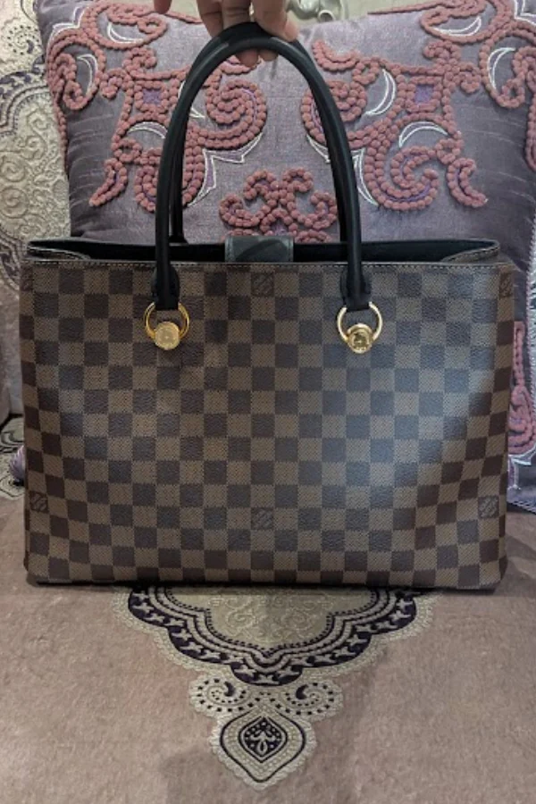 Louis Vuitton Damier Riverside Tote - Image 3
