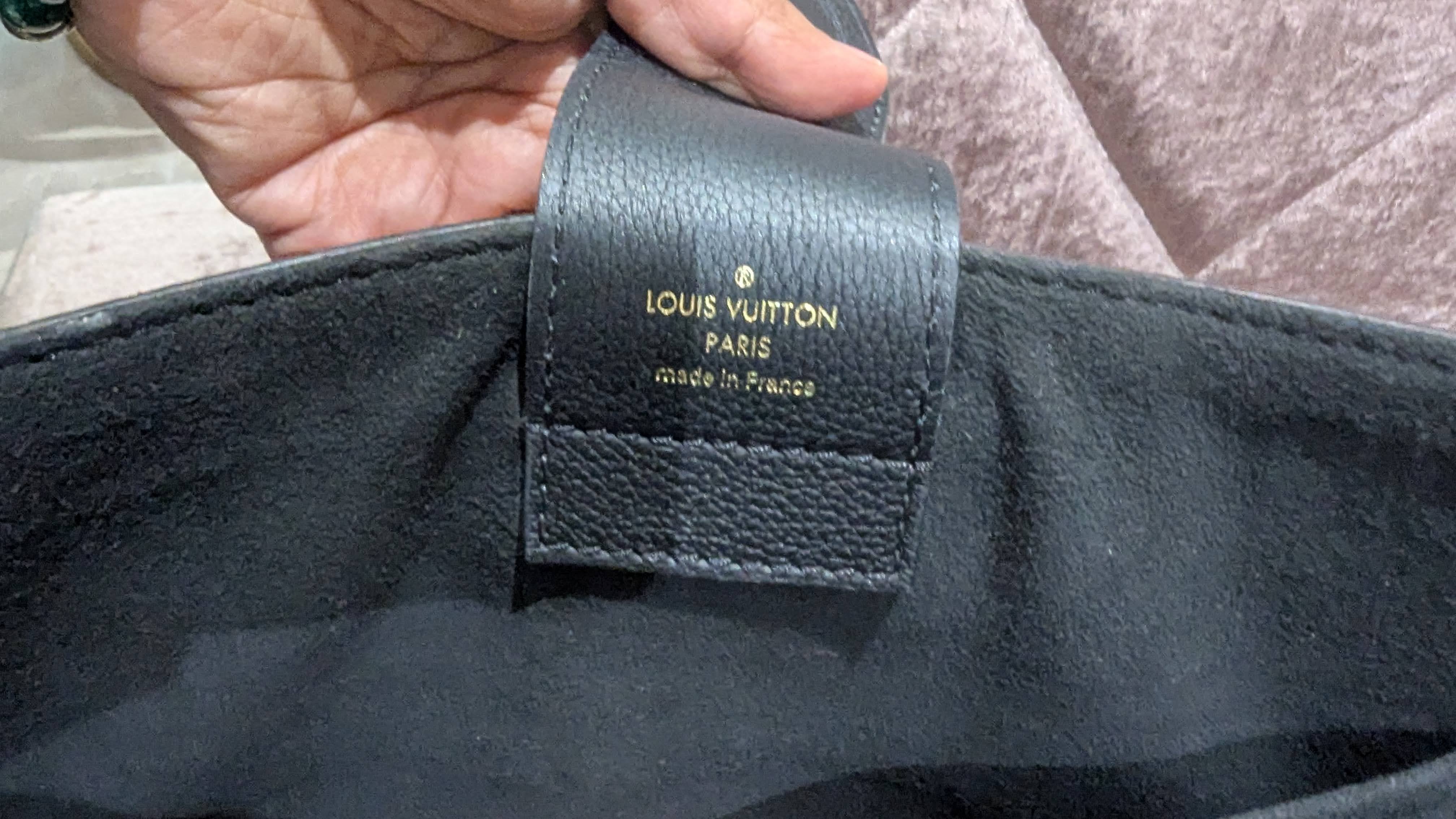 Louis Vuitton Damier Riverside Tote - Image 8