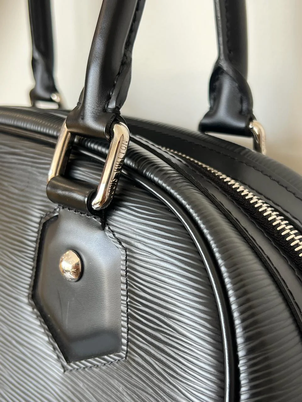Louis Vuitton Epi Bowling Montaigne PM Bag - Image 14