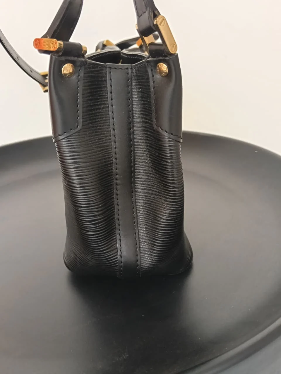 Louis Vuitton Epi Leather Mandara Bag - Image 6