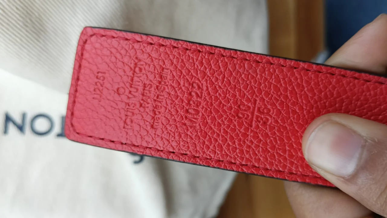 Louis Vuitton LV Initiales Reversible Belt Size 36 - Image 9