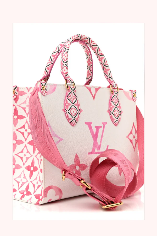 Louis Vuitton Monogram Giant âBy The Poolâ 2.0 OnTheGo PM