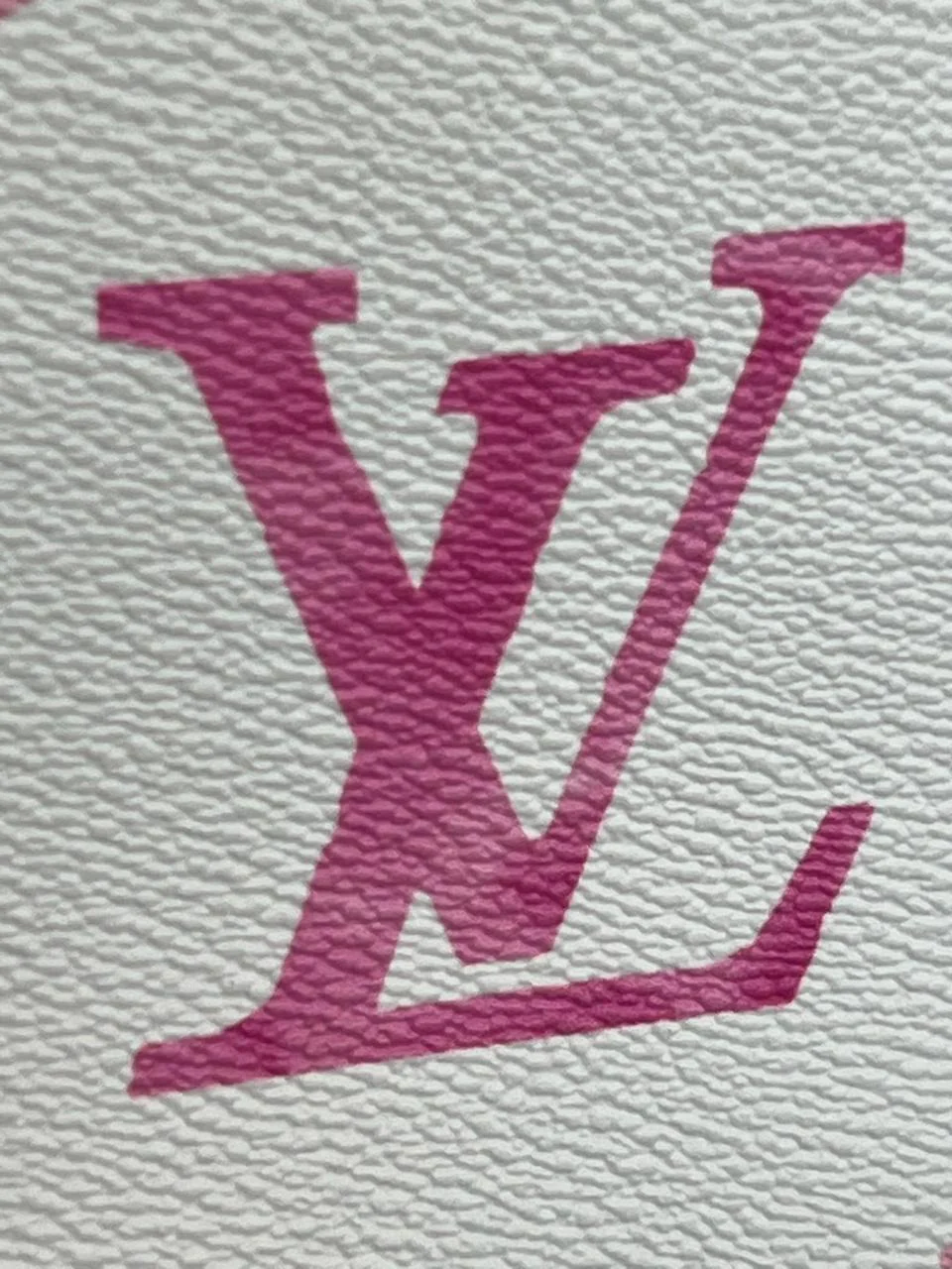 Louis Vuitton Monogram Giant âBy The Poolâ 2.0 OnTheGo PM - Image 12