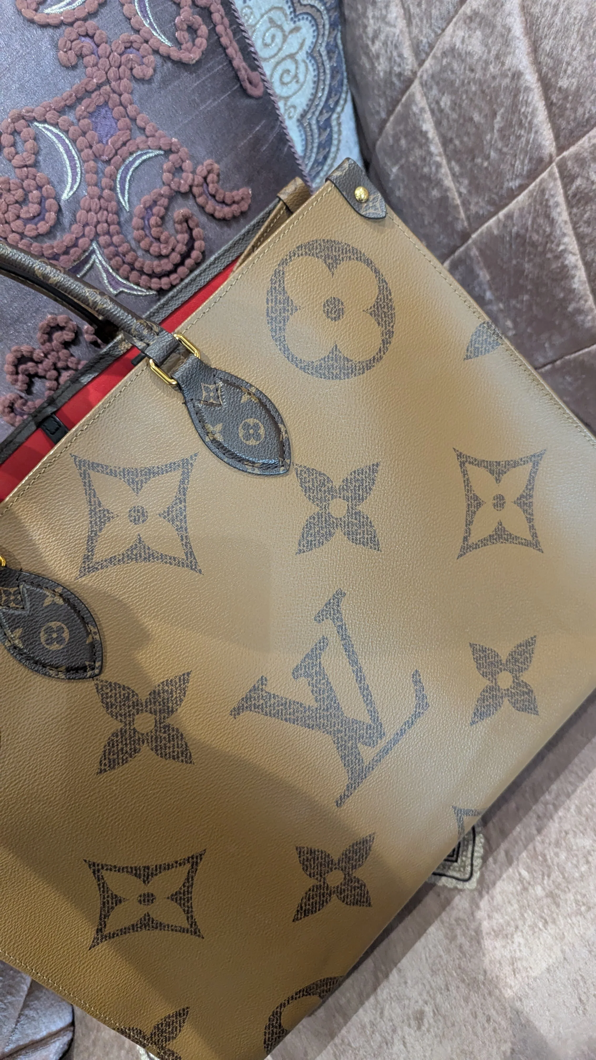 Louis Vuitton Monogram On the Go - Image 8