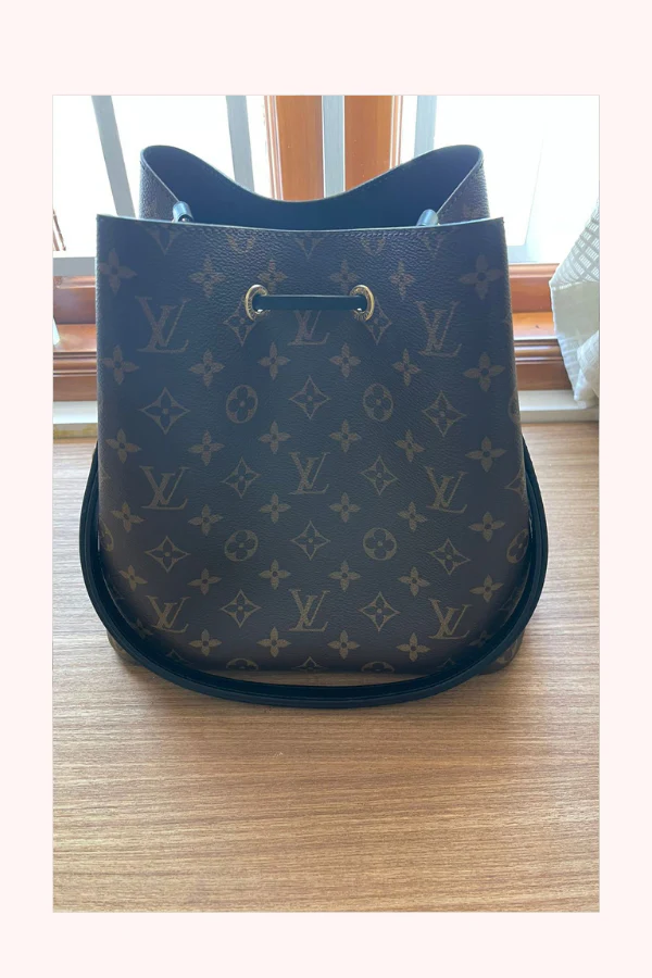 Louis Vuitton NéoNoé MM Bucket Bag - Image 3