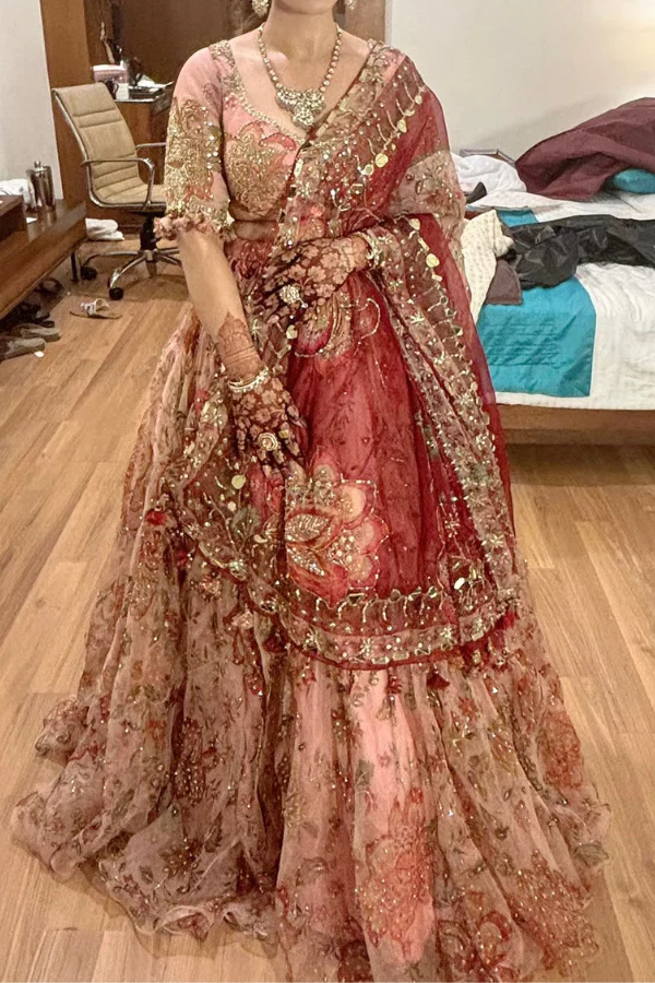Mahima mahajan pink embroidered lehenga - Image 2