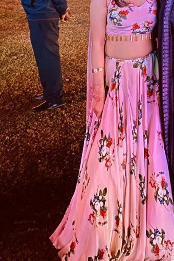 MAHIMA MAHAJAN LEHENGA SET - Image 2
