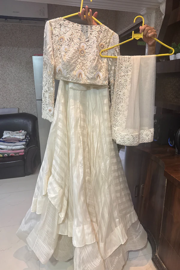MANISH MALHOTRA ivory layered lehenga set - Image 2