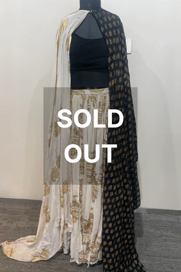 Masaba Black and White Cape Set