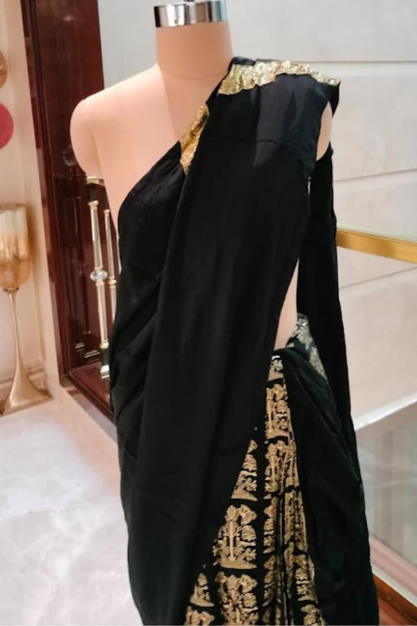 Masaba Black Bunch Of Birds Crinkle Gota Sari - Image 4