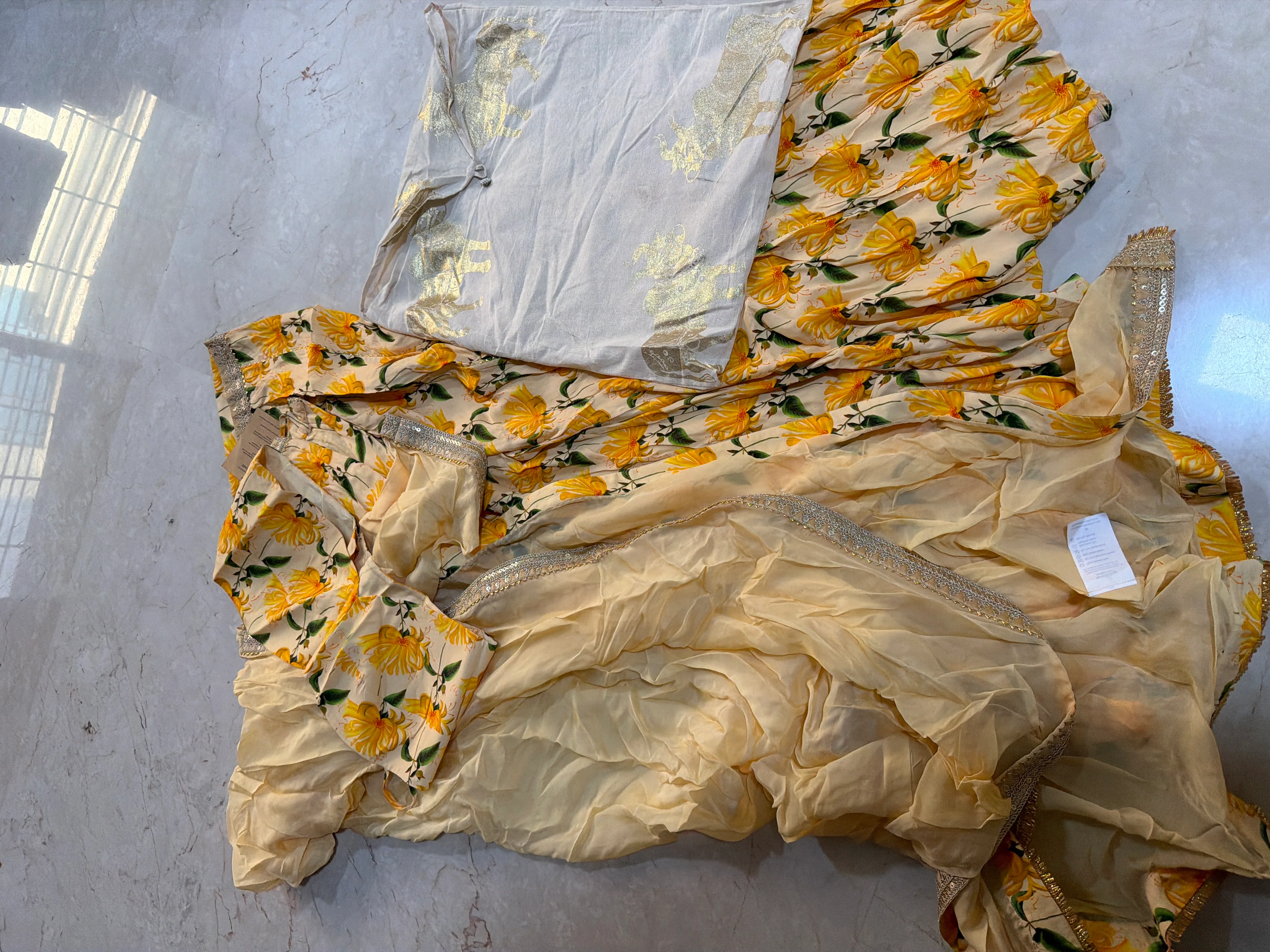 Masaba Vanilla Mist Cape Set - Image 8
