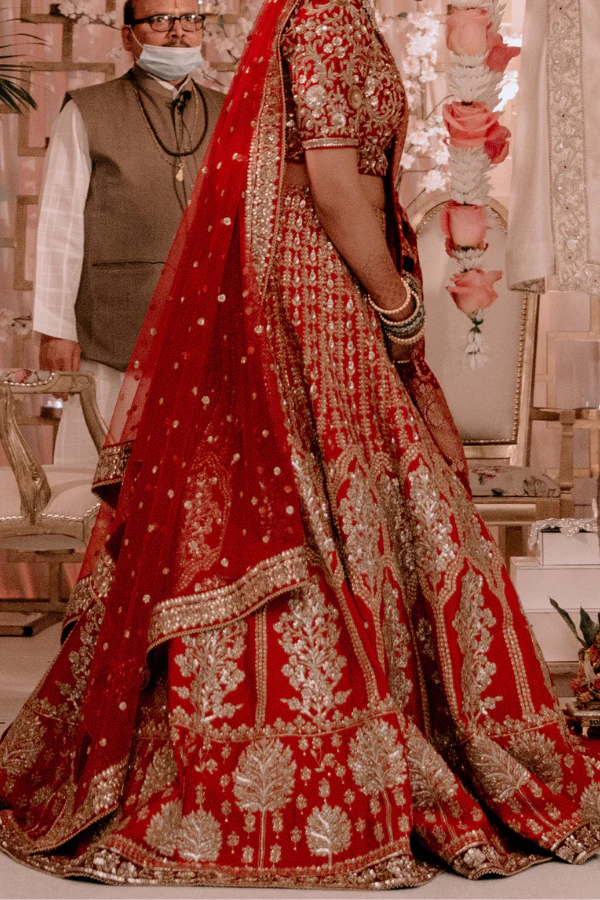 Megha Jigar Red embroidered lehenga - Image 2