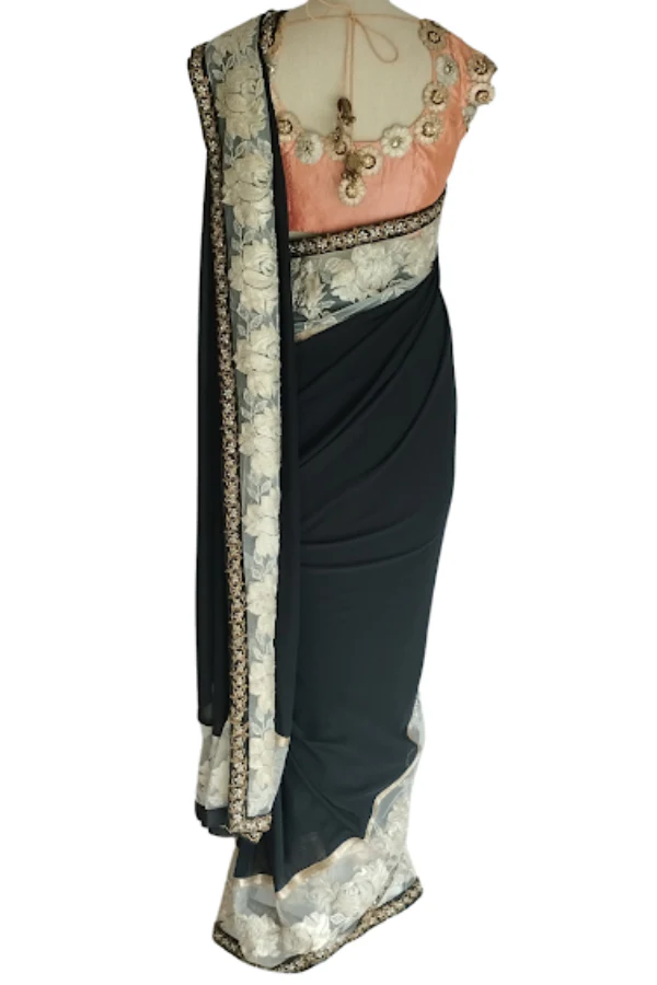Minaxi Saree Set - Image 2