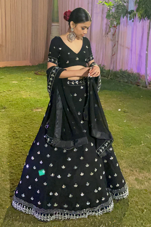 Black mirror work Lehenga - Image 3