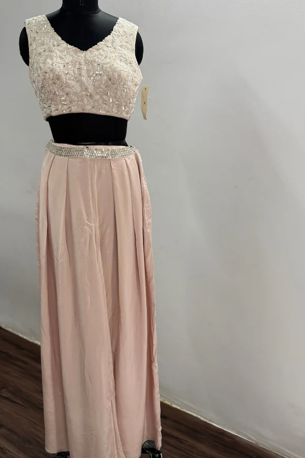 Mishru Embroidered Crop Top & Flared Pants Set - Image 2