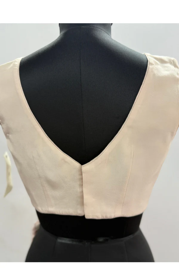 Mishru Embroidered Crop Top & Flared Pants Set - Image 3