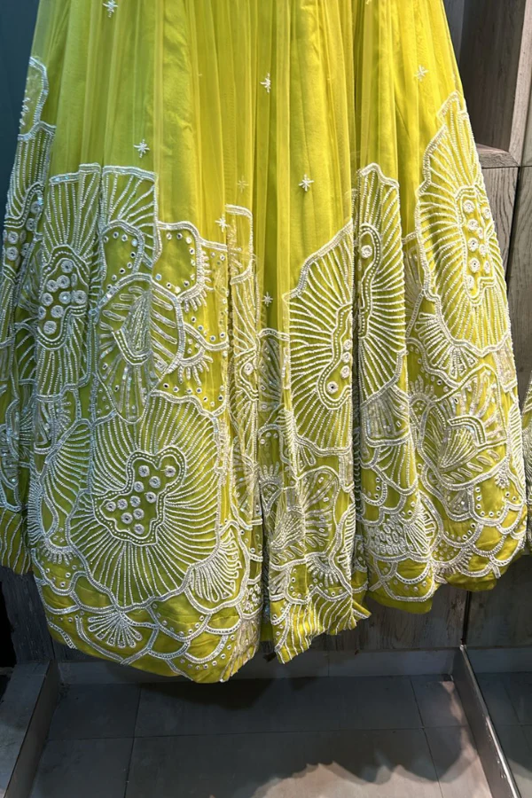Mishru lime embroidered lehenga set - Image 5