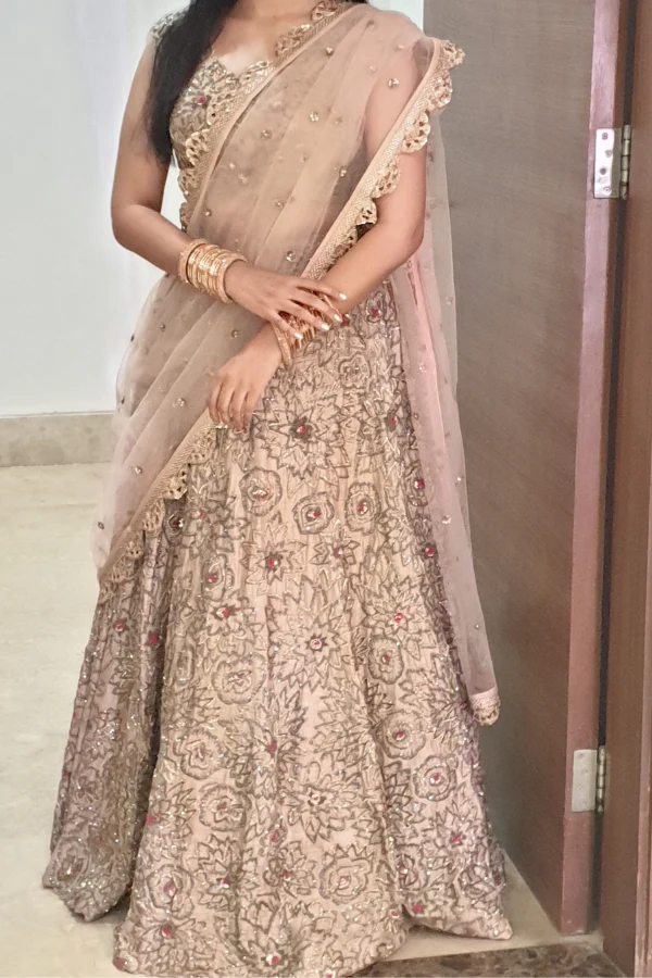Mrunalini Rao beige floral lehenga - Image 2