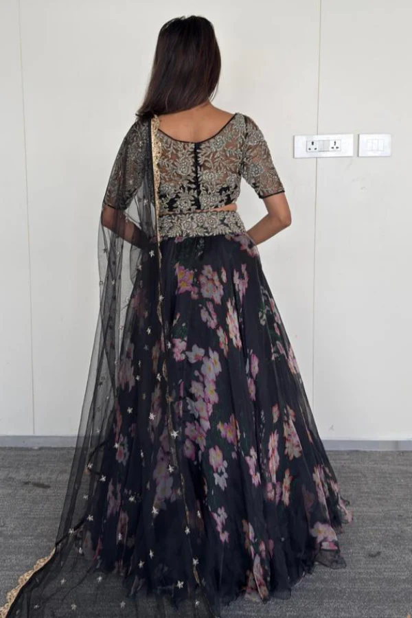 Mrunalini Rao Black Floral Embroidered Lehenga Set - Image 4