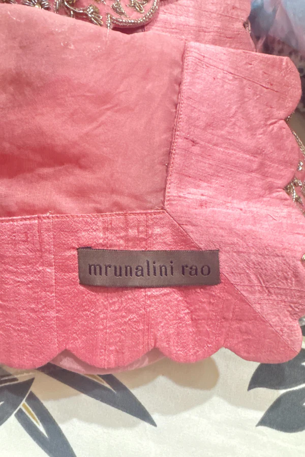 Mrunalini Rao pink raw silk zardosi lehenga set - Image 5