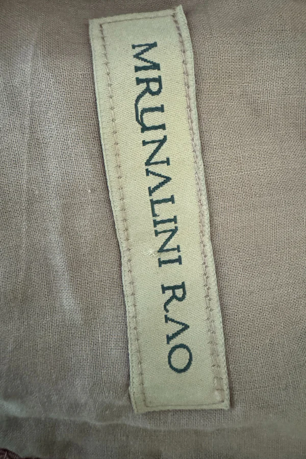 Mrunalini Rao yellow embroidered lehenga - Image 4