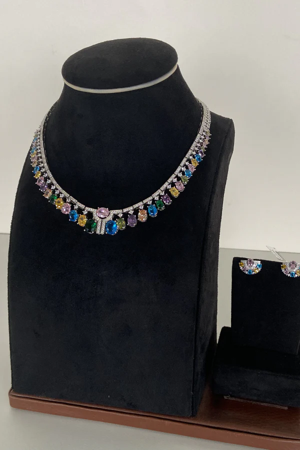 Multi colour necklace set - Image 2