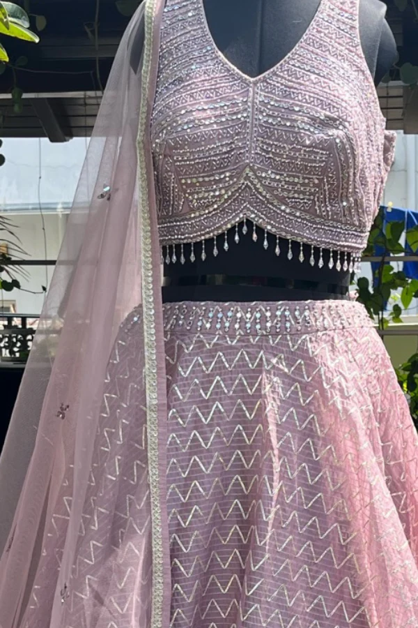 Onion pink lehenga set - Image 4