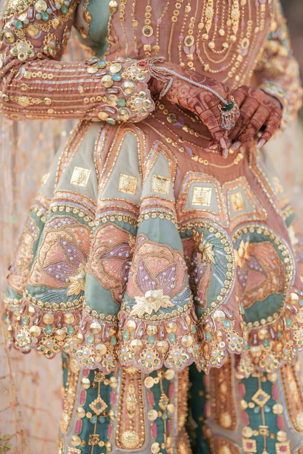 Papa don't preachBRICK BROWN, IVORY & TEAL SHARARA SET - Image 6