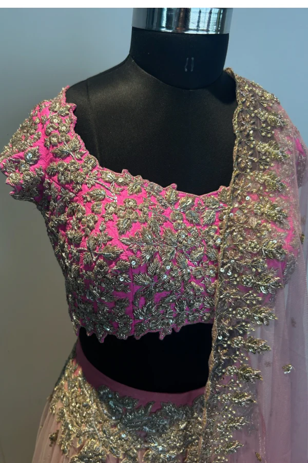 Pink embroidered lehenga set - Image 4