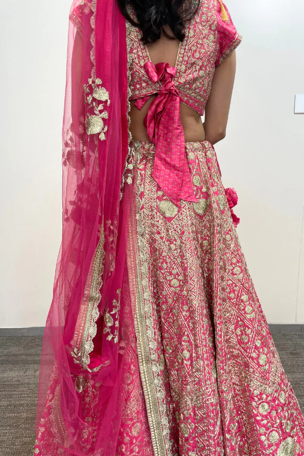 Pink Zari embroidered lehenga set - Image 3