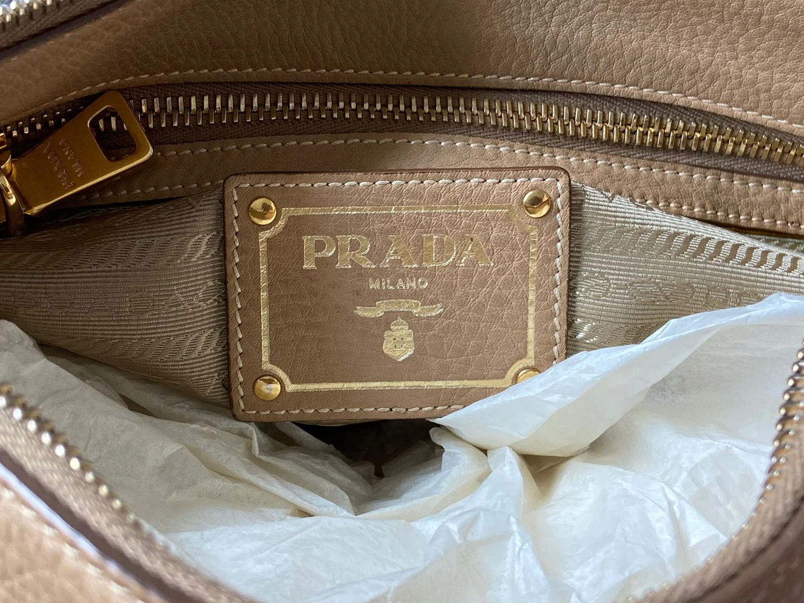 Prada Vitello Daino Shoulder Bag - Image 6